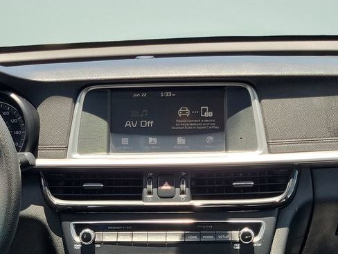 Used 2020 Kia Optima LX FWD image 13