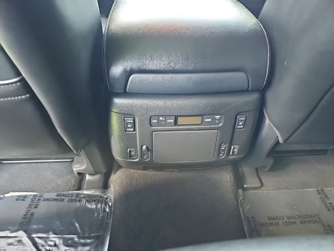 Used 2018 Nissan Armada Platinum w/ Captain Seat Package AWD/4WD image 38