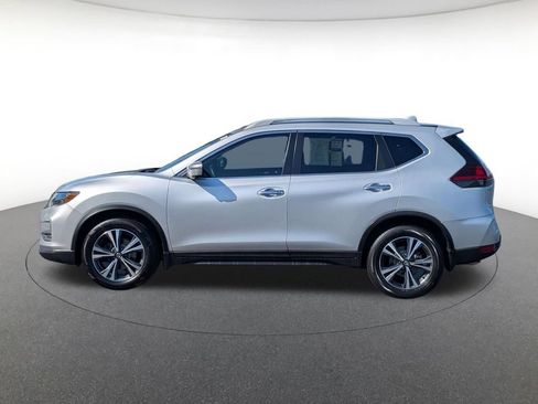 Used 2020 Nissan Rogue SV w/ Premium Package FWD image 8