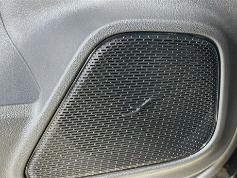 Used 2026 Mercedes-Benz GLB 250 4MATIC image 23