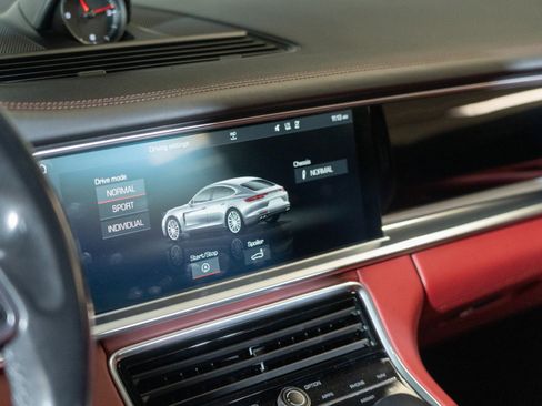 Certified 2020 Porsche Panamera 4S AWD/4WD image 21