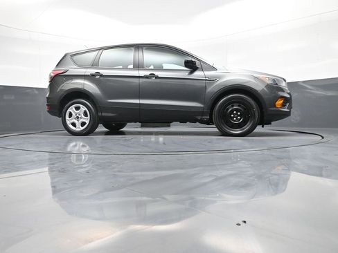 Used 2018 Ford Escape S image 27