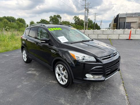 Used 2015 Ford Escape Titanium w/ Equipment Group 301A AWD/4WD image 9