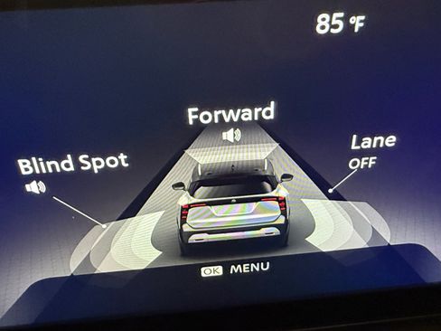 Used 2025 Nissan Kicks SR image 33