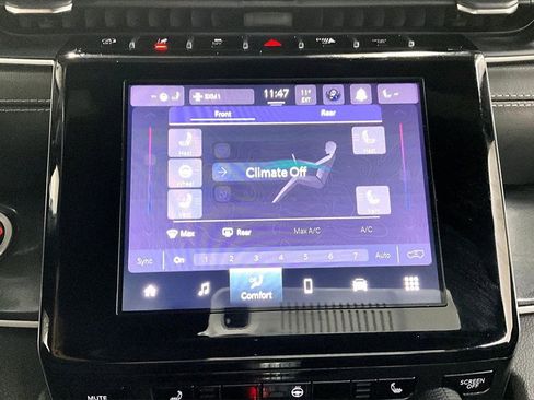 Used 2021 Jeep Grand Cherokee L Laredo image 16