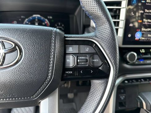Used 2025 Toyota Tundra Platinum AWD/4WD image 18