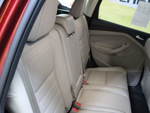 Used 2018 Ford Escape SEL w/ Canadian Touring Package AWD/4WD image 9