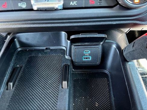 Certified 2025 Ford Bronco Heritage Edition AWD/4WD image 23