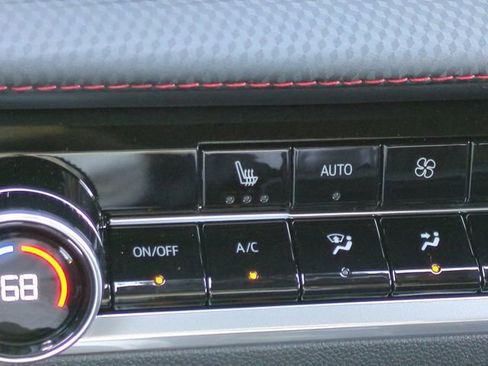 New 2026 Chevrolet Equinox RS image 23