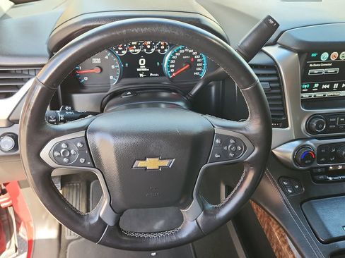 Used 2017 Chevrolet Suburban Premier image 24