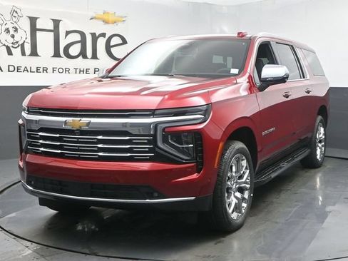 New 2026 Chevrolet Suburban Premier w/ Sun And Tow Package AWD/4WD image 7