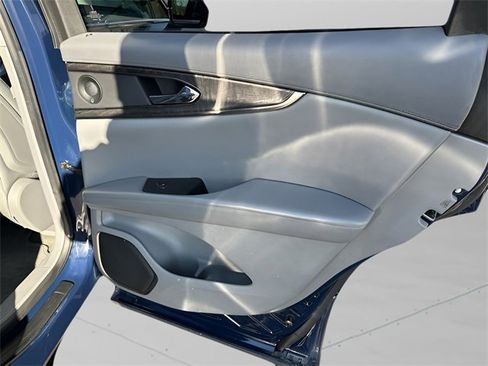 Used 2020 Lincoln Nautilus Reserve image 19