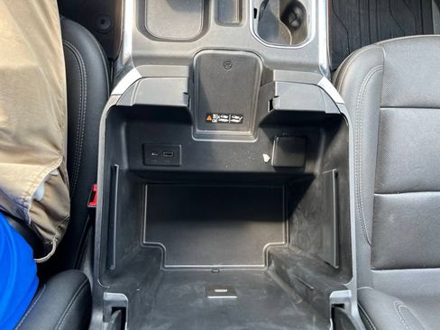 Used 2023 GMC Sierra 1500 SLT w/ SLT Convenience Package AWD/4WD image 21