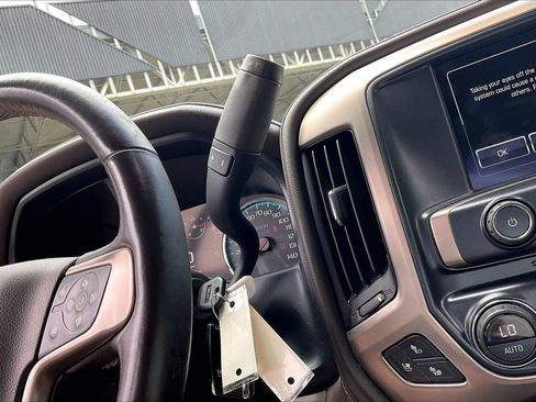Used 2018 GMC Sierra 1500 Denali w/ Denali Ultimate Package AWD/4WD image 31