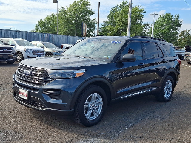 Certified 2023 Ford Explorer XLT AWD/4WD image 3