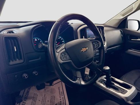 Used 2021 Chevrolet Colorado LT w/ LT Convenience Package AWD/4WD image 10