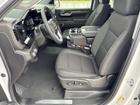 New 2026 GMC Sierra 1500 SLE image 27