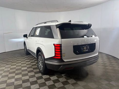 Used 2026 Hyundai Palisade SEL AWD/4WD image 3