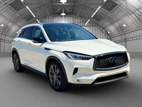 Used 2020 INFINITI QX50 Essential w/ Edition 30 Package AWD/4WD image 1