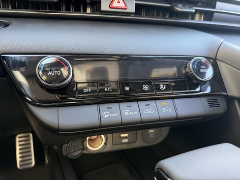 New 2026 Hyundai Elantra Sport FWD image 30