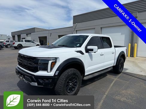 Used 2025 Ford F150 Raptor image 3