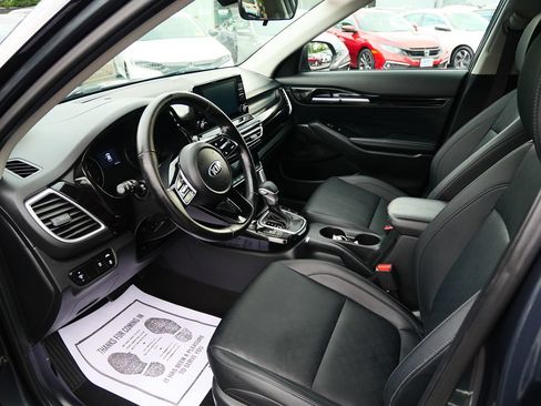 Used 2021 Kia Seltos EX AWD/4WD image 9
