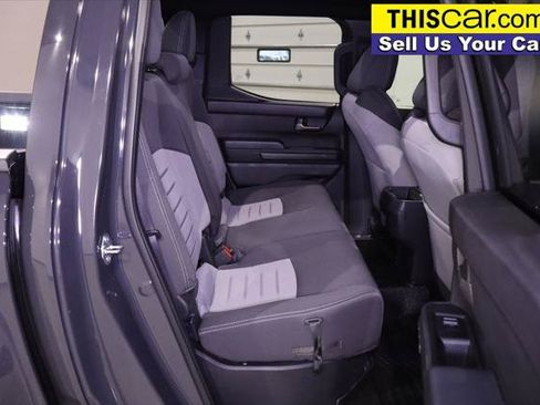 Used 2025 Toyota Tacoma TRD Off-Road AWD/4WD image 30