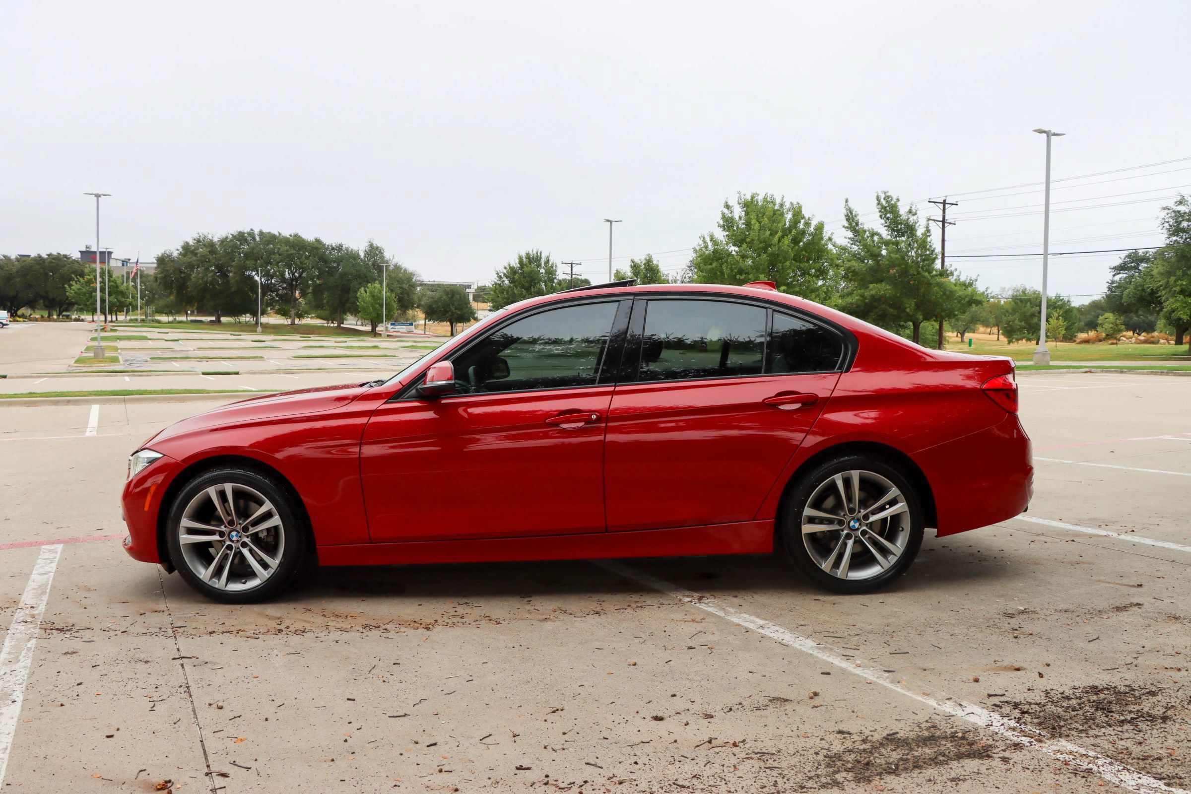 Used 2016 BMW 328i Sedan RWD image 4