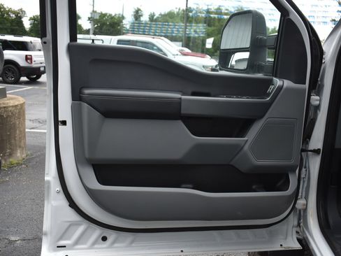 Used 2024 Ford F350 XLT AWD/4WD image 11