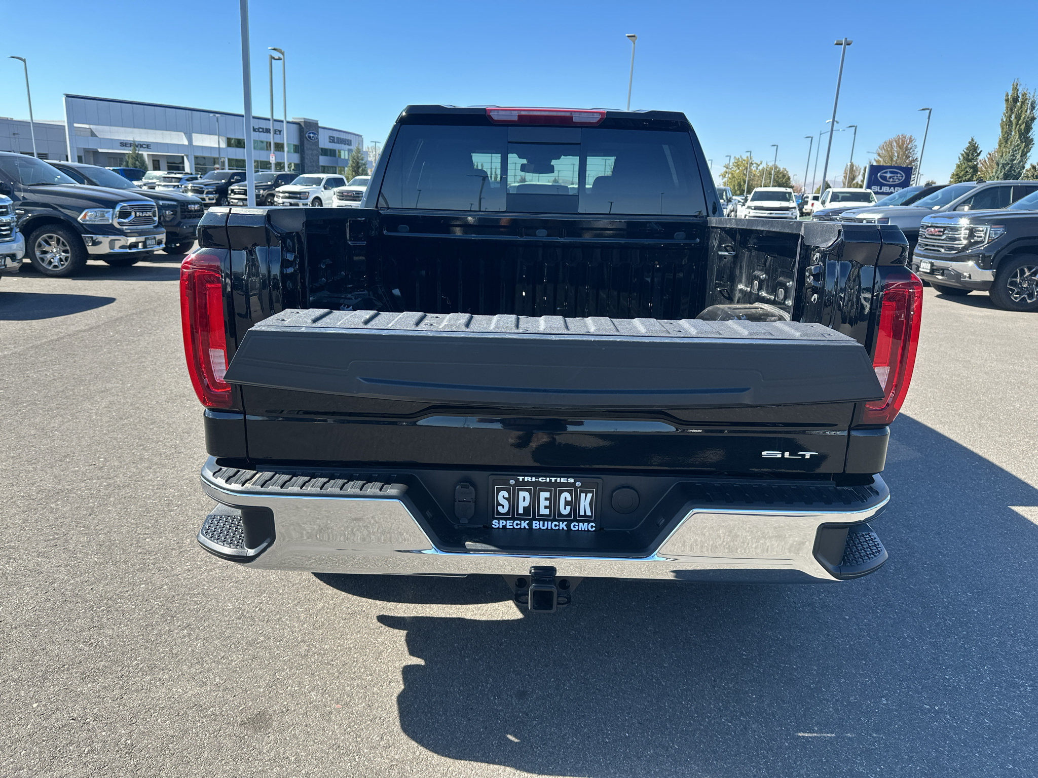 Used 2026 GMC Sierra 1500 SLT w/ SLT Premium Package AWD/4WD image 14