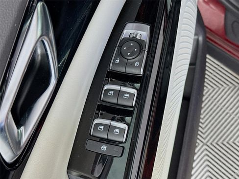 Certified 2024 Kia Carnival EX FWD image 19