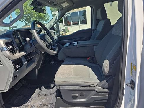 Used 2024 Ford F250 XLT AWD/4WD image 12