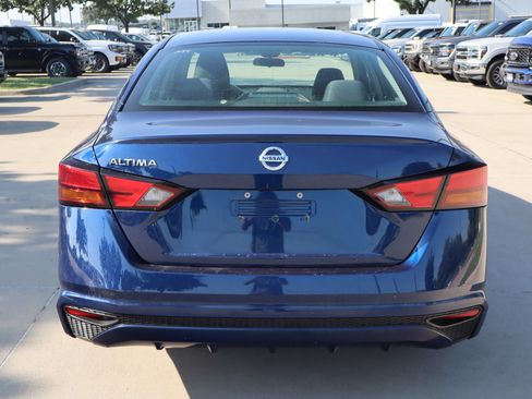Used 2021 Nissan Altima 2.5 S FWD image 4