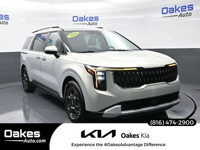 Certified 2025 Kia Carnival EX