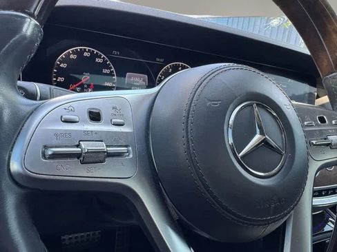 Used 2019 Mercedes-Benz S 560 Sedan image 19