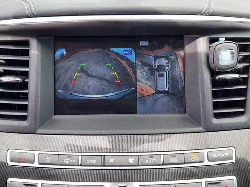 Used 2019 INFINITI QX60 Luxe w/ Essential Package FWD image 17