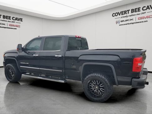 Used 2019 GMC Sierra 2500 Denali w/ Duramax Plus Package image 6