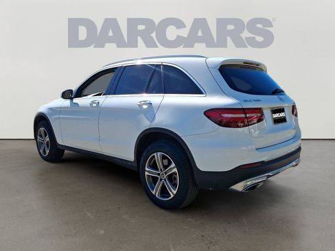 Used 2018 Mercedes-Benz GLC 300 4MATIC image 4