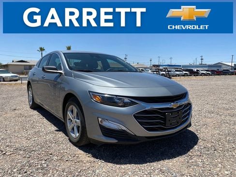 Used 2024 Chevrolet Malibu LS FWD image 1