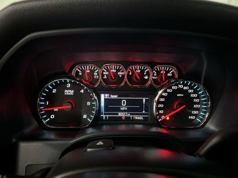 Certified 2018 Chevrolet Silverado 1500 LT w/ LT Convenience Package AWD/4WD image 12