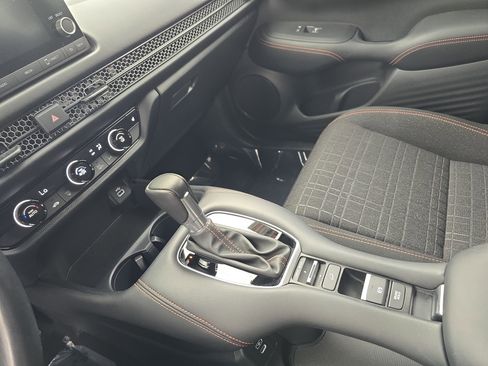 Used 2024 Honda HR-V Sport image 22