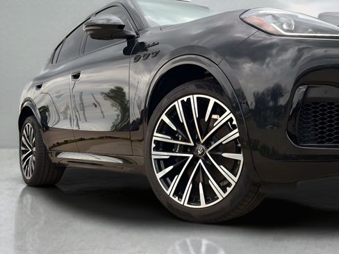New 2025 Maserati Grecale Modena AWD/4WD image 30