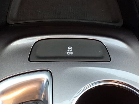 Used 2022 Chevrolet Malibu LT FWD image 20