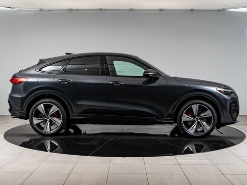 New 2026 Audi SQ5 Premium Plus AWD/4WD image 11