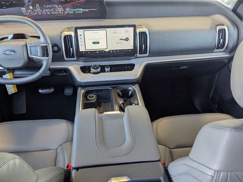 New 2026 Ford Expedition Max Active image 13