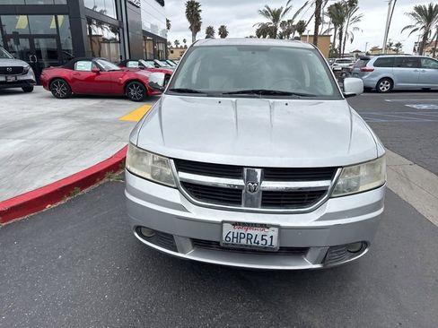 Used 2009 Dodge Journey R/T w/ Flexible Seating Group FWD image 34