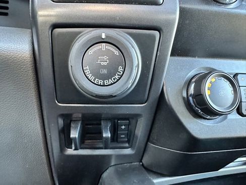 Used 2019 Ford F150 XLT w/ Equipment Group 302A Luxury image 18