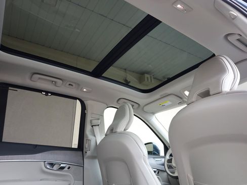 Used 2023 Volvo XC90 B6 Ultimate w/ Protection Package Premier AWD/4WD image 29