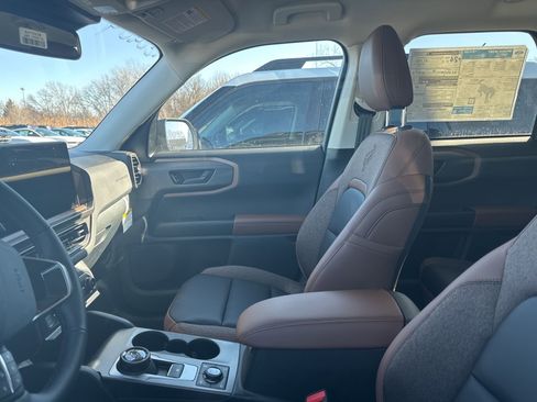 New 2026 Ford Bronco Sport Outer Banks w/ Sasquatch Outer Banks Package AWD/4WD image 29
