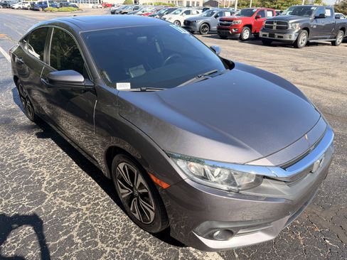 Certified 2017 Honda Civic EX-L image 1
